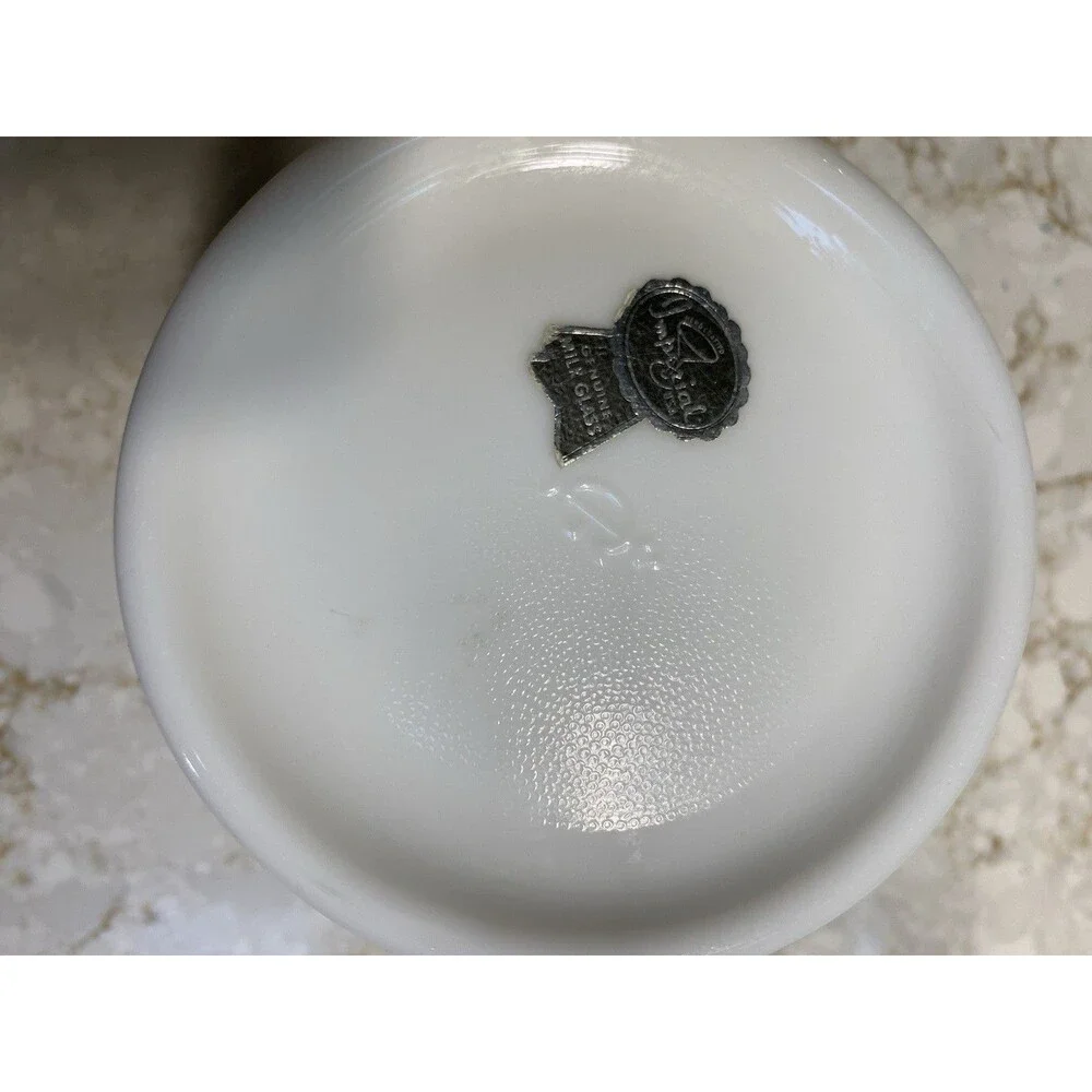 White Milk Glass Diamond Pattern Lace Edge Round Bowl Pressed Glass 5\